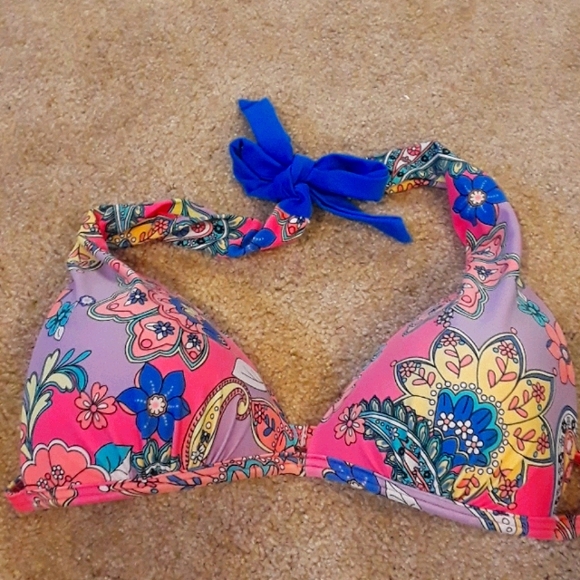 Malibu Other - Malibu Floral Bikini Top